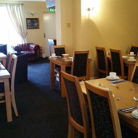 Bed and Breakfast Courtneys Of Gynn Square Blackpool Exterior foto